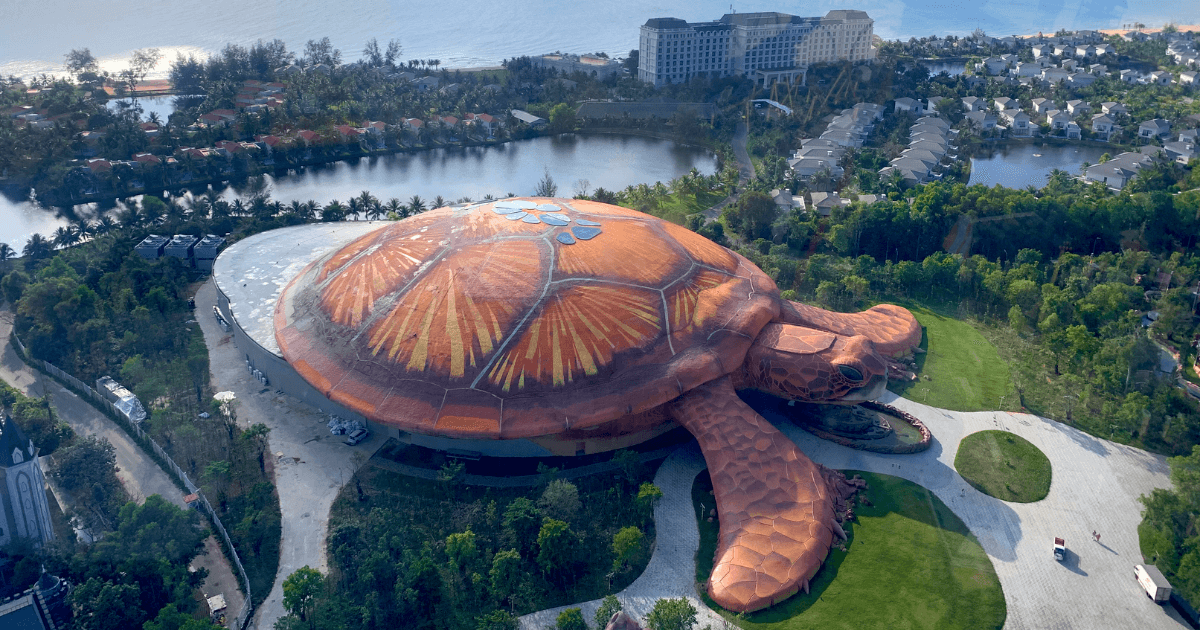 Ist das ein schildkrötenförmiges Gebäude?